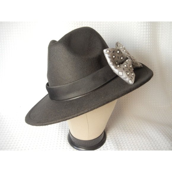 Boho Fedora woman's fancy big bow hat, Black fedora with grey and black beaded h - Picture 5 of 5